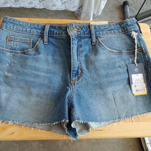 🎈Universal Thread Distressed Jean Shorts